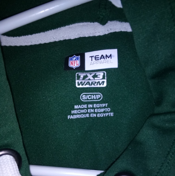 Official NFL gear JETS football hoodie. - Picture 2 of 3